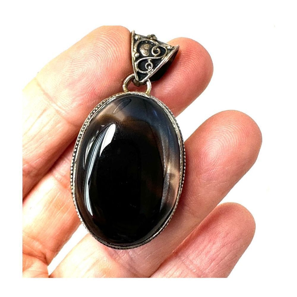Agate pendant